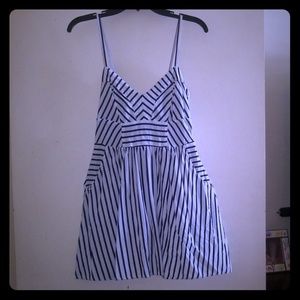 Super comfy and stylish Express dress
